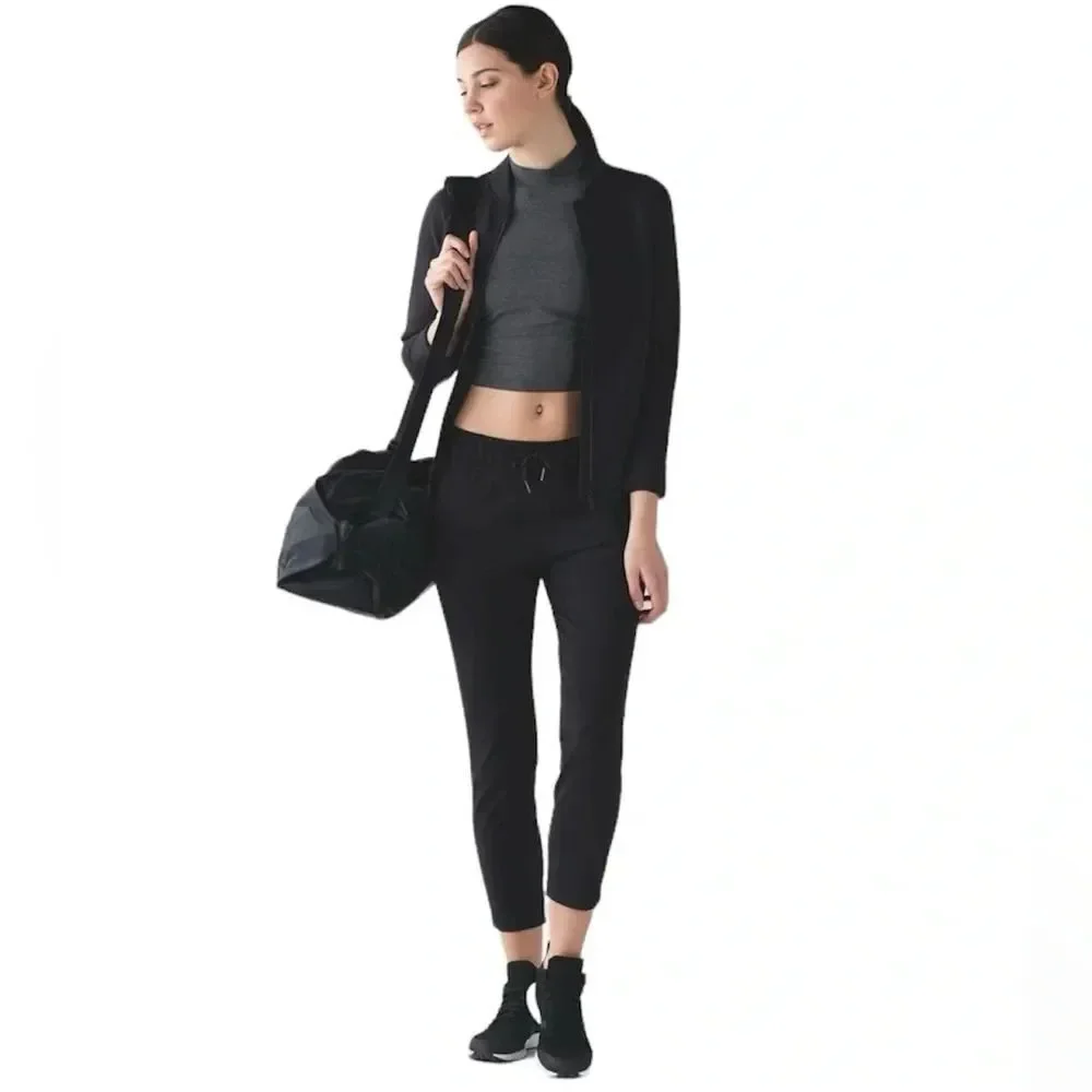 Lululemon On The Fly Pant 28